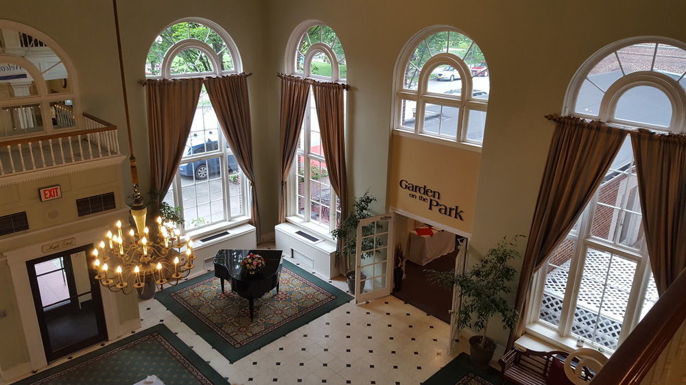 The Queensbury Hotel Glens Falls Extérieur photo